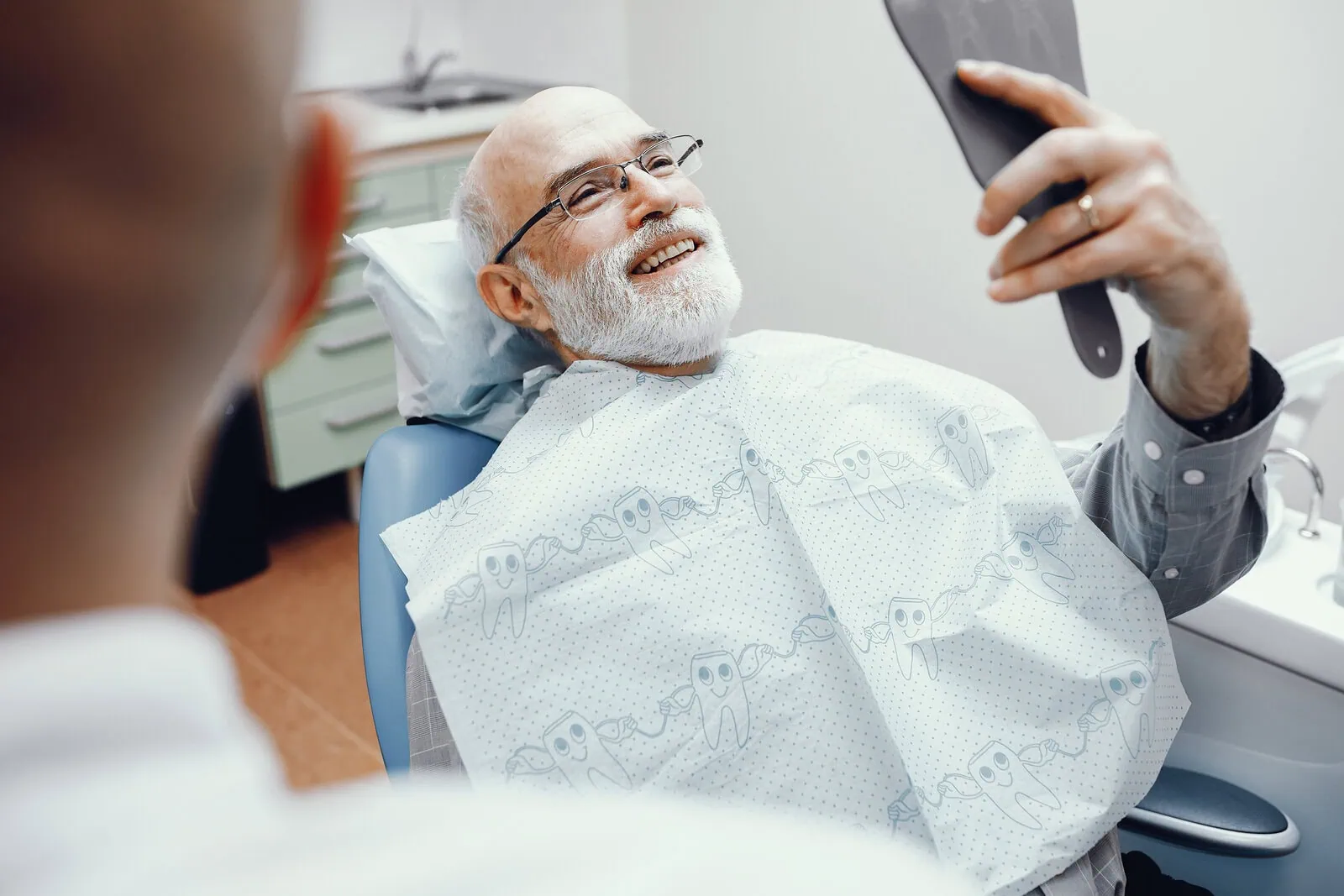 Implant-supported dentures at Gentle Dental